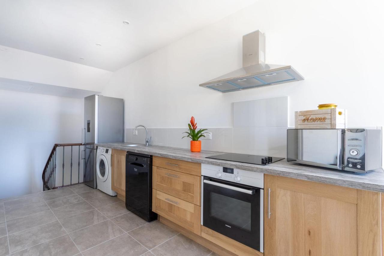 Outstanding Ac 2 Bedroom With Terrace Close To Beaches - Dodo Et Tartine Каркеран Экстерьер фото